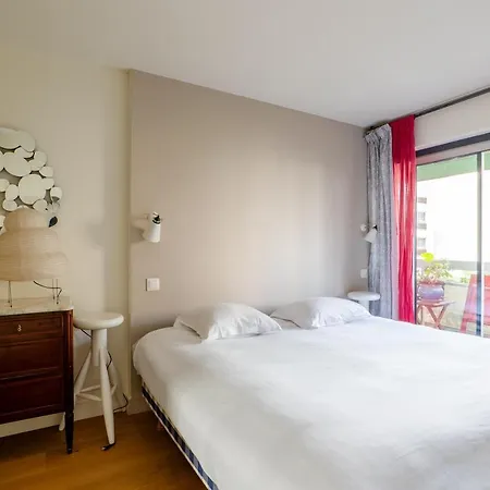 Apartment Veeve - Mid-century Maestro *