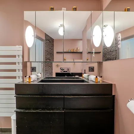 Veeve - Mid-century Maestro Appartamento